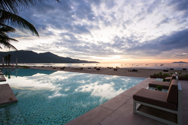 Top 10 Luxury Escape Resort In Da Nang, Fusion Suites Da Nang Beach